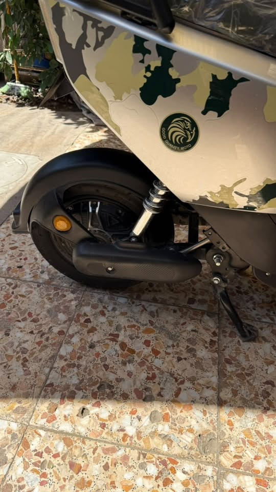 دراجة شحن 7 بطاريات حجم كبير دراجة كلش نضيفة وخدمية بيهة صناديك ثنين للغراض دراجة ضخمة فول مواصفات 4 نمر وبك تمشي 90 سريعة ونشطة السعر 550 بيع او مراوس عادي مكاني بغداد الحسينية  تحكم عن بعد بصمات ***********
