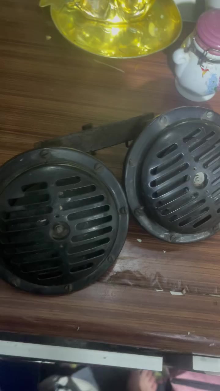 سلام عليكم شباب هورنات بوش جنح دكتهن تخبل مكاني بغداد جديده هاذا رقمي خابر ودلل ***********
