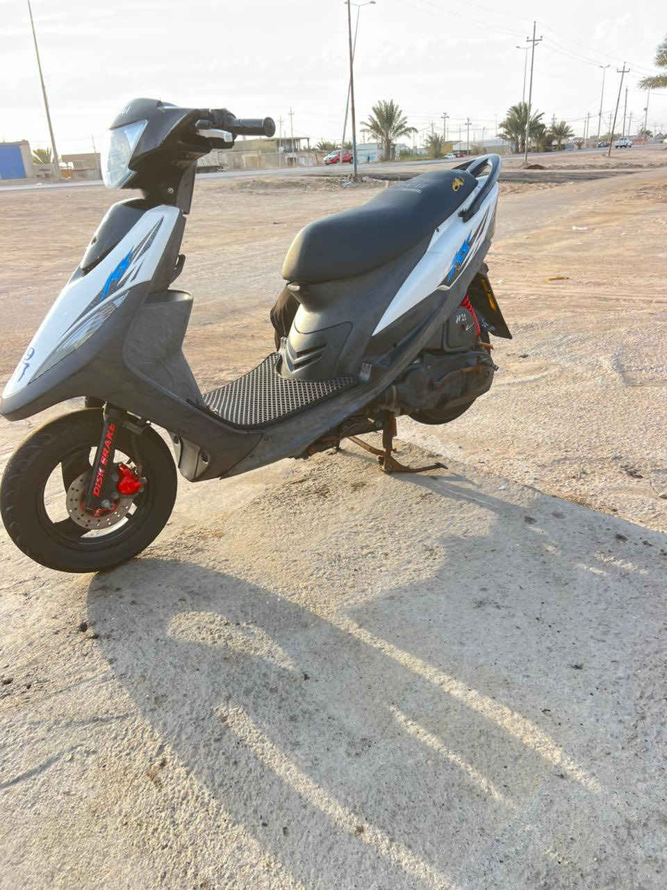 سلام عليكم ماكس لل بيع ماا صالهه شهر من مطلعهه رنبه كلهه ختم واحد ويه لمكينه حته مرايات وياهه ويه مختومه وياهه مثل ماا شوفهه بل صوره كلهه بلاد برقي ماا مفتوح بيهه مكاني لبصره الدير ***********واتساب
