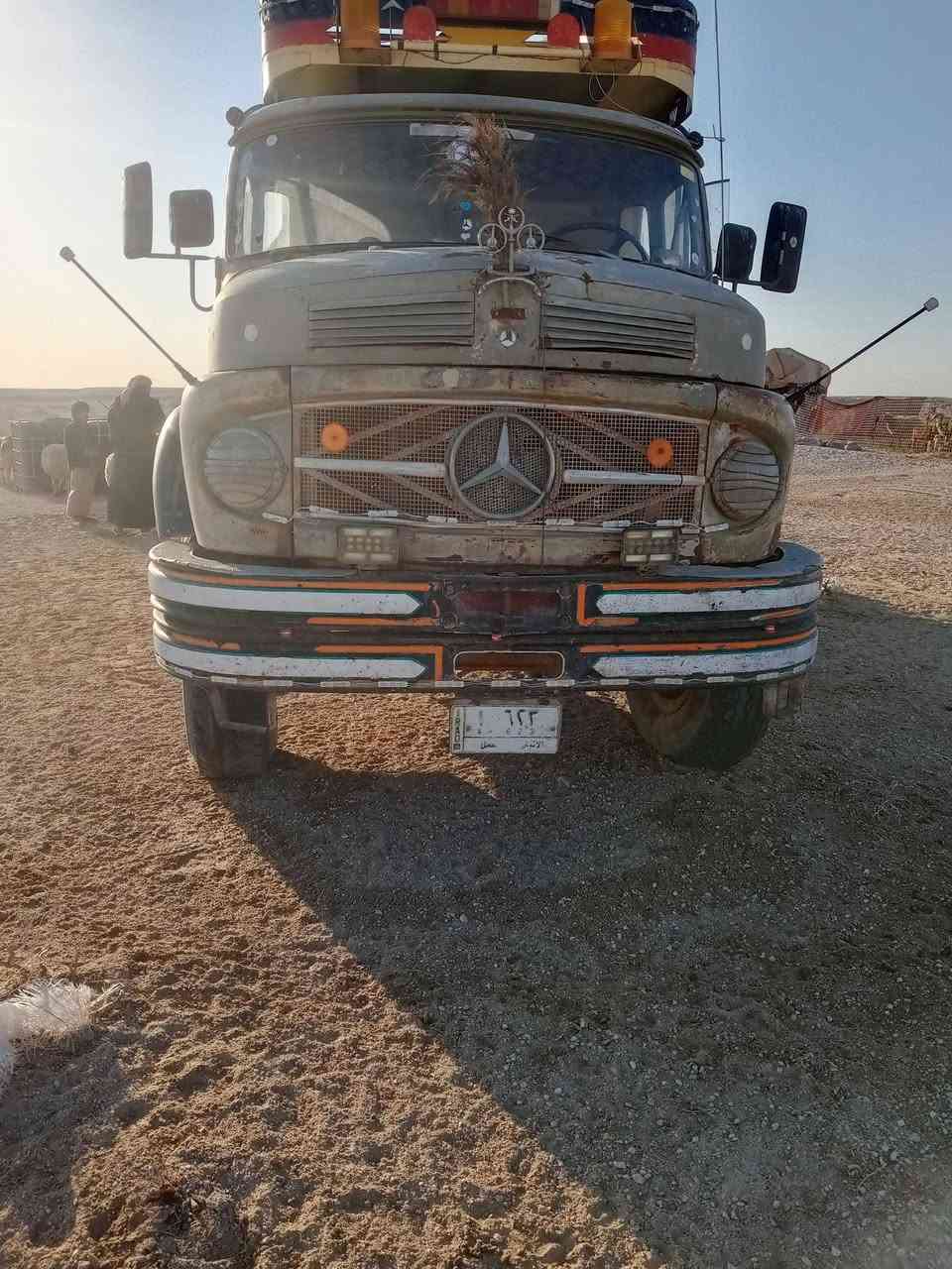 السلام عليكم للبيع اخشم موديل 69 رقم انبار باسمي تحويل مباشر سياره محدثه كير ومكينه وكسن كل 81 تانكي تفصال جديد مكان السياره الناصريه استفسار على هذا الرقم ***********
