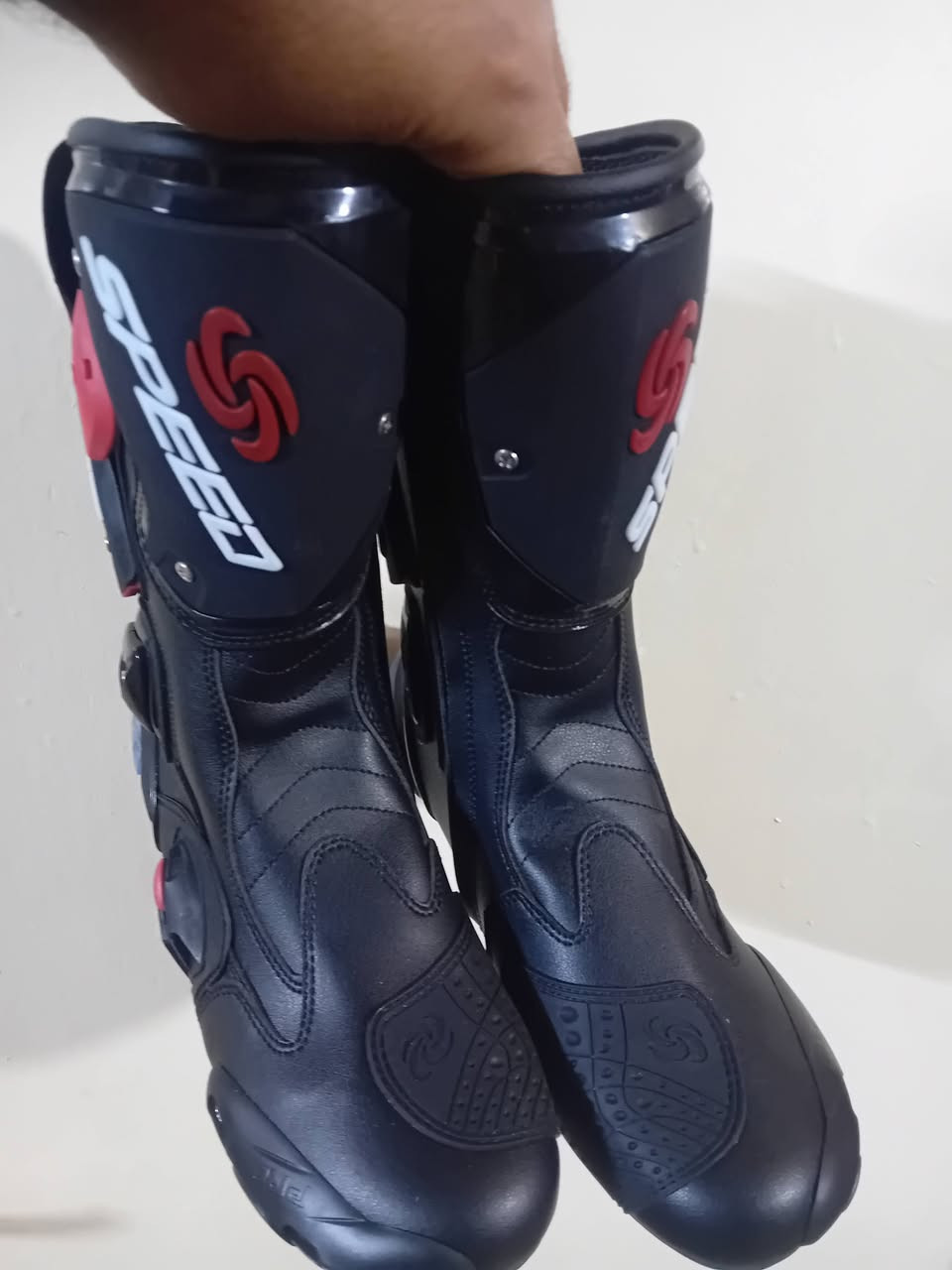 جديد قياس 45 
سعر نهائي 50 يتوفر توصيل


**إذا كنت صاحب هذا الإعلان وتريد حذفه لأي سبب، رجاءا أرسل رسالة إلى الدعم الفني**