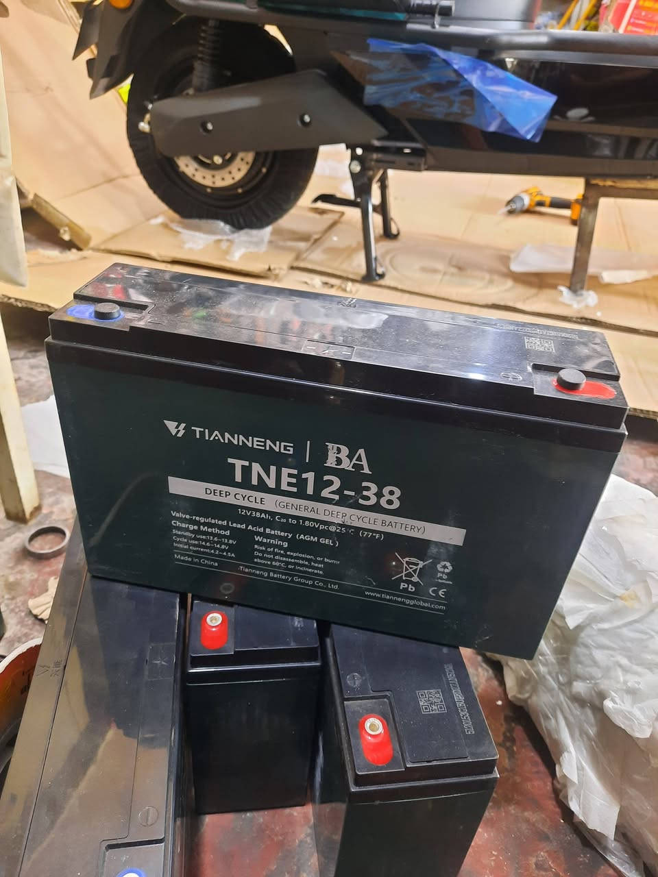 دراجات شحن ٦ باتري مسطره ٣٨ امبير 
موديل ٢٠٢٦
سعر  مليون  البيع نقداا فقط 
متوفر لونين لابيض ولاسود 
***********
