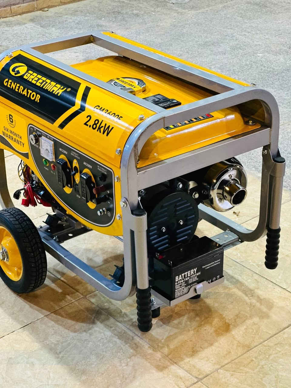 بفضل الله وصول مولدى كرين ماكس الاصلي
سلف ريمونت عربه 
شحن بطاريه خارجي 
2.8 kw
صافي 10امبير


**إذا كنت صاحب هذا الإعلان وتريد حذفه لأي سبب، رجاءا أرسل رسالة إلى الدعم الفني**