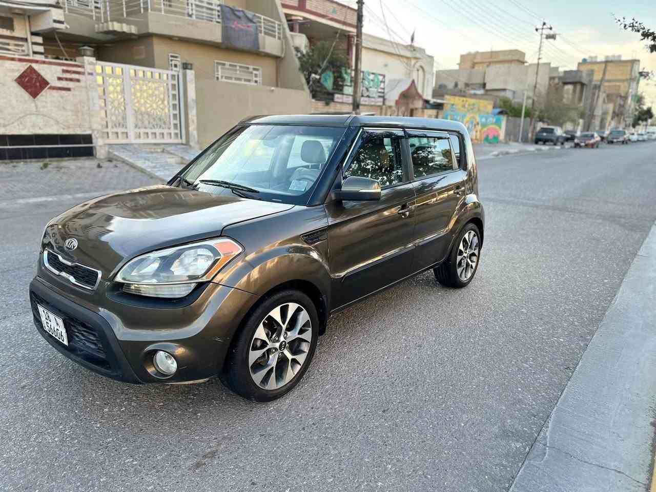 كيا سول 2013 وارد امريكي فول ليبل واحد محرك 2000 دوش جديد رقم بابل انكليزي سنوية جديده وهزة جديده ( بانوراما+بصمه فتح وتشغيل+ويل كروم +طخم اطارات جديد + بطاريه جديده+صدر جديد +كامره+شاشه كامرة+ سستم  سماعات +تحكم جهتين مثبت سرعه + ٣ انظمة قياده + وضع ايكو +تبريد تدفئه كشنات امامي وخلفي+ كشن كهربائي+اشاره بالمري+مري شفط +حساس اطارات) صبغ بنيد وجاملغ والسياره كلها ليبل واحد السيارة فول 1/1وجاهزة ماتصرف عليها الف دينار  السعر 115 وبيها مجال  ومكلفتني اكثر يشهد الله   العنوان/ واسط / الكوت  *********** اتصال 
*********** واتساب
