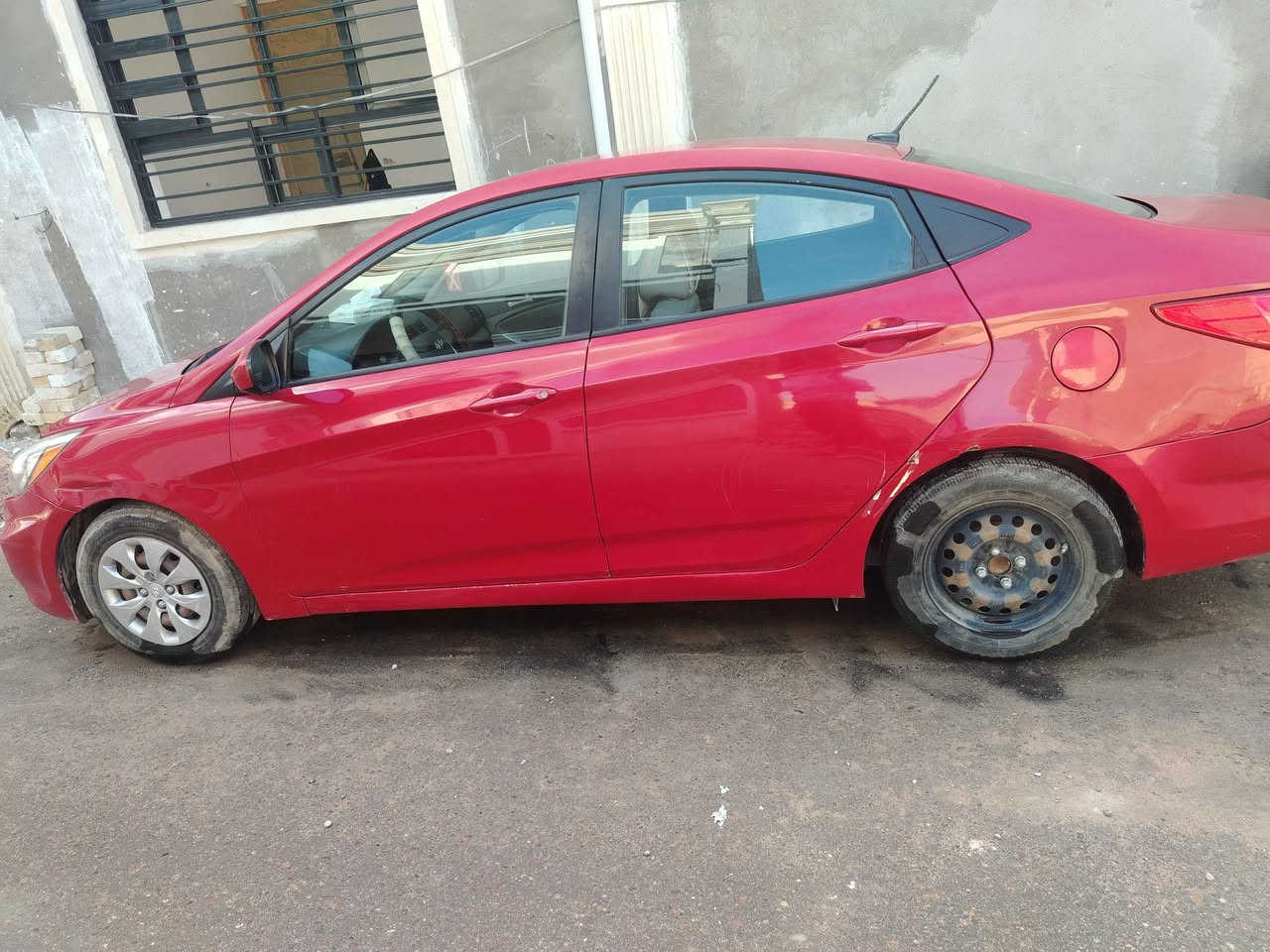 اكسنت ٢٠١٧
وارد امريكي محرك ٢٠١٧
ماشيه ٥٥ الف
بيها بعض الملاحضاتت طختين كما موضح بللصور وايضا يحتاج تنظيف مبخرة البانزين وتبديل صدر
*********** بغداد, العراق
