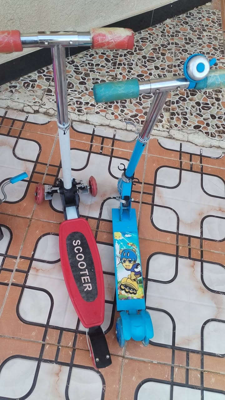 سكوترات اثنين للبيع والله جدد ما مستخدمات فقط داخل البيت وبايسكل بعده بنايلونه


**إذا كنت صاحب هذا الإعلان وتريد حذفه لأي سبب، رجاءا أرسل رسالة إلى الدعم الفني**