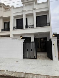 فرمانبران • ١٢٥م • ٤ غرف