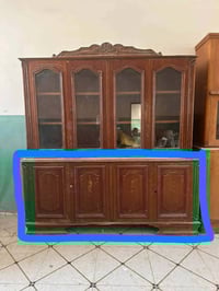 بوفية خشب • ممتاز • تفريغ معرض