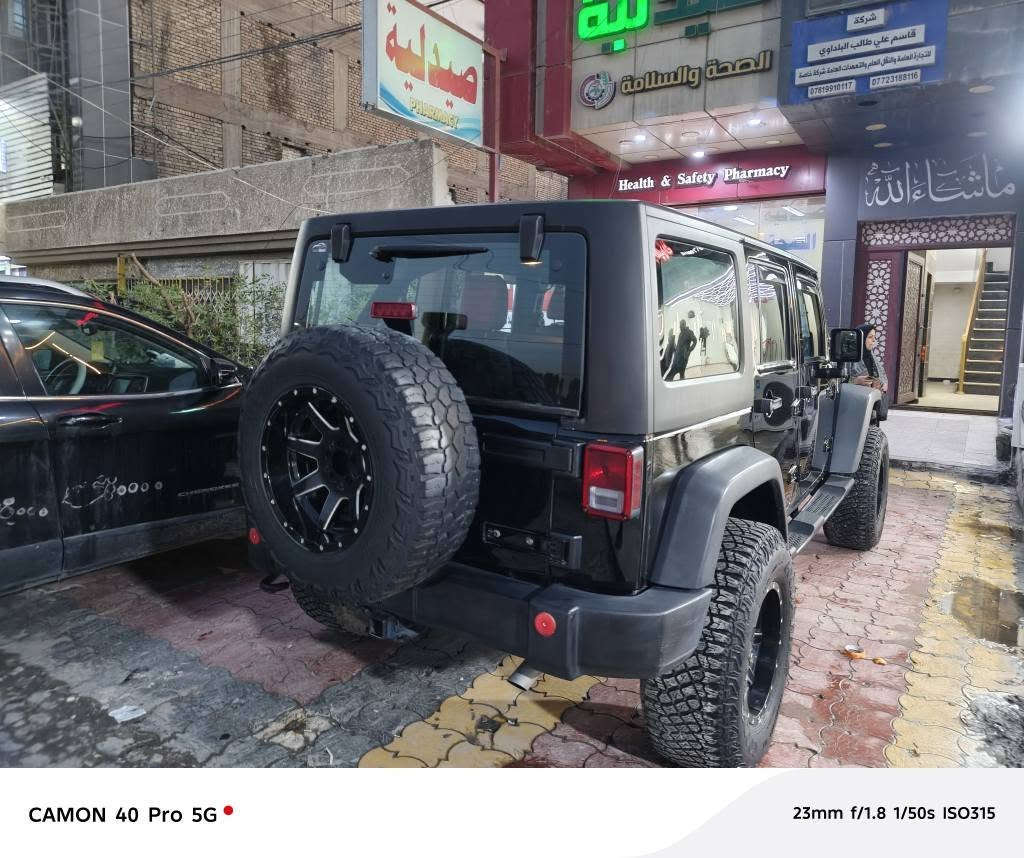 سلام عليكم جيب رانكلر 2016 رقم مميز بسعر مغري اريد ابيع  175 ورقه سيارا جاهزه ومعليايه تخم تاير صدر حداديه كلشي جاهز بسياره وجديد بيه تلث قطع صبغ بدون دواخل بدون ايرباك اسياره بجم كبس حادثه باب السايق وجاملغ خفيف الحادث
لتواصل على الرقم 
*********** بغداد, العراق
