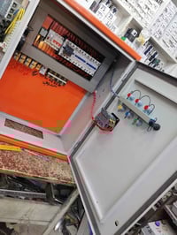 تأسيس الگهرباء لجميع البيوت والمباني اخوكم الكهربائي الفني ابو كرار 07...