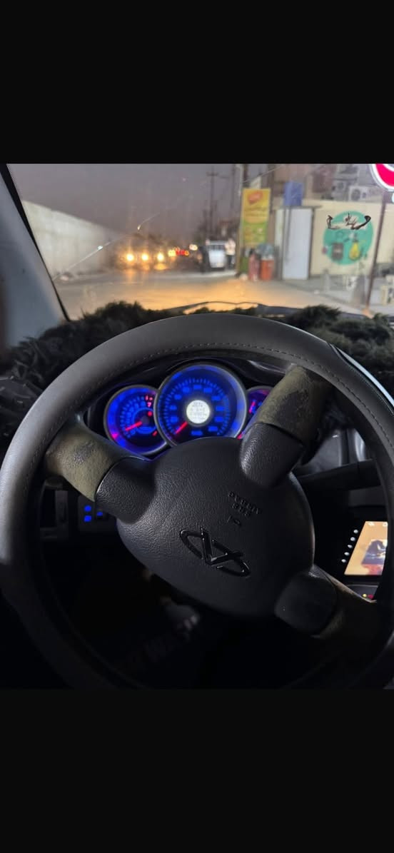 سيارة شيري A1 موديل 2012
رقم بغداد سنوية بعدها ما منتهية 

شاشة اصلية السيارة  فقط صدرهه تعبان ودرامشفتات 

العنوان البلديات حي التراث  

سعرها27 وبيها مجال 

للاستفسار ***********
