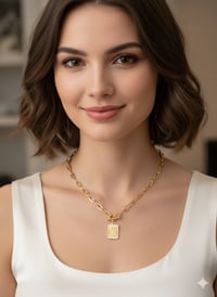 المجموعة الأولى • اكسسوارات • سعر تحت الصور