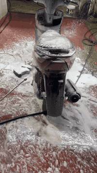 السلام عليكم للبيع دراجة ثعلب 140دراجة كفاله  عامه جراد كفر كهربائيات كامله دراجة نازلة من رمبة شهر5 مكينه خرسه شلعه ومعدل نكرة سلف السعر 550وبيهة مجال حك جية عنوان بغداد الحرية رقمي ***********
