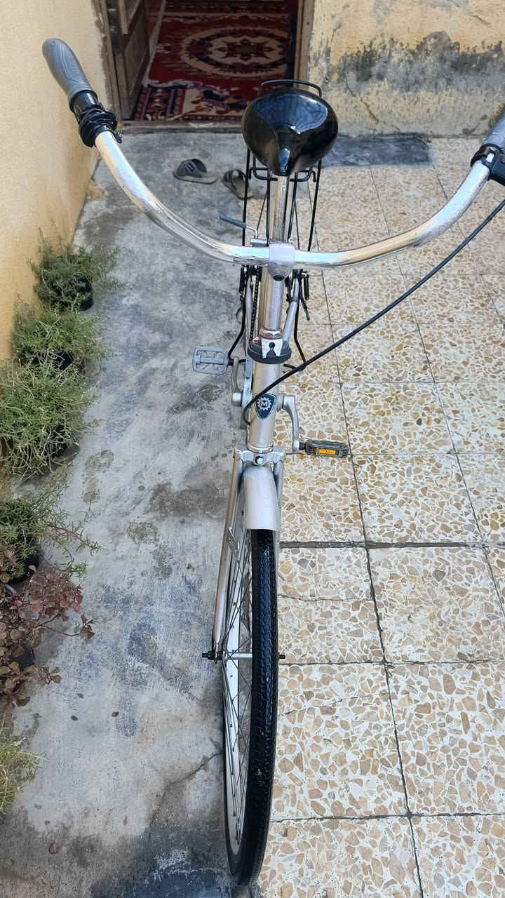بايسكل للبيع السعر 65  او بي مجال مكان حي الغدير  رقم ***********
