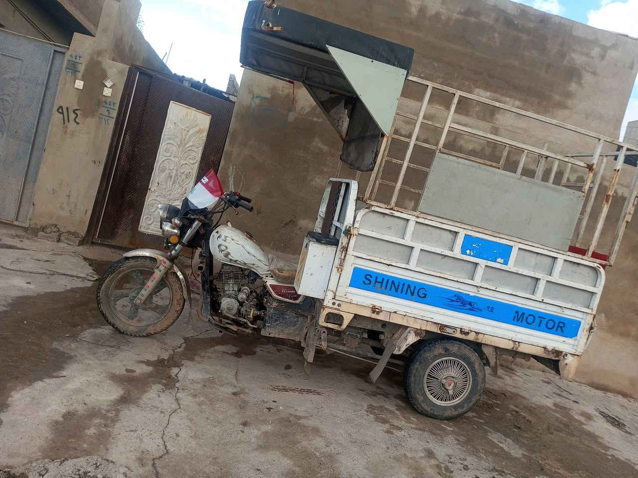 السلام عليكم ورحمه الله وبركاته ستوته للبيع اشاصي شرط محراك نضيف  موديل2018منفيس موجودوالسعر 1150)مليون وميه وخمسين وبيها مجال رقم الهاتف ***********/***********اسيا بي واتساب
