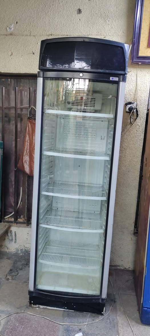 عارضات عدد 3 اليوكر  الاصلي 
نظيفات مستخدمات 
سعر العارضه الواحده 175 الف 
واذا كلهن سعر 500 الف 
رقم الهاتف ***********
عنوان بغداد حريه دور نواب ضباط شارع المشجر
