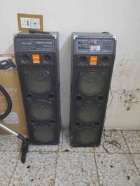 سماعات للبيع شغالت السعر النهائي ١٥٠ 07721341731