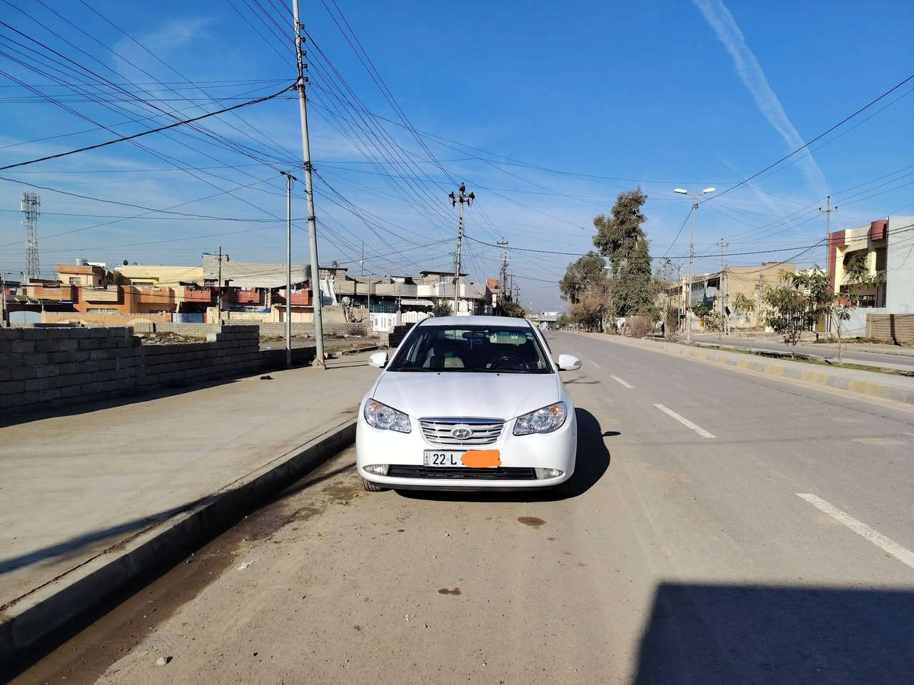 هونداي النترا ٢٠١١  رقم أربيل. سياره نظيفة وجاهزه بيها باب الخلف النفر صبغ وشويه جوا قبغ البانزين محرك وكير شرط سنوية وهزه جديد السعر ١٢٥$ عنوان موصل الايسر ***********
