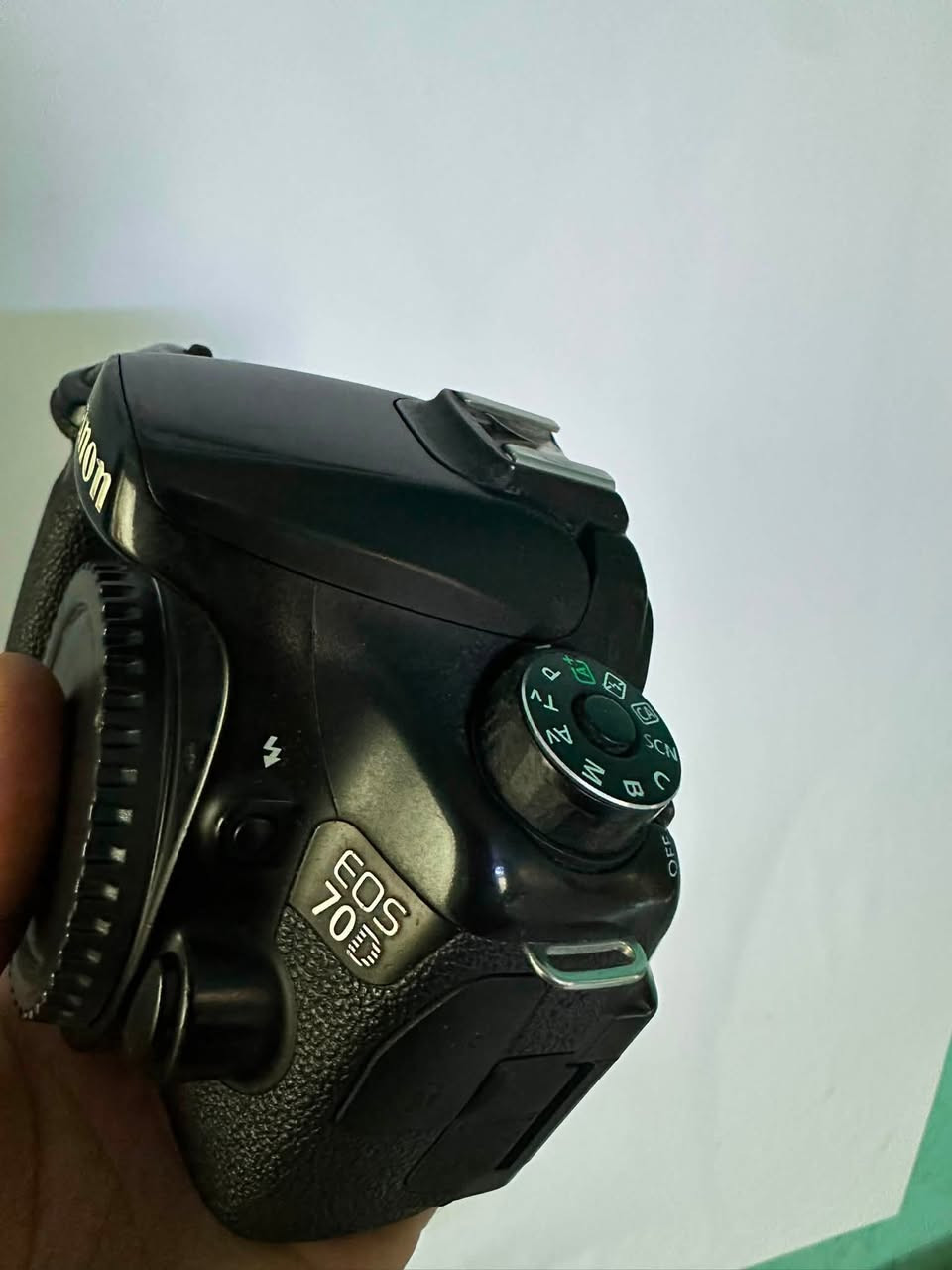 فقط بدي كانون 70D نظافه مثل ما موضح بالصور تواصل ***********
السعر 450 الف
