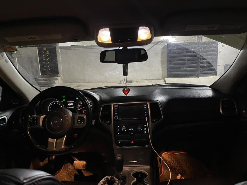 سلام عليكم جيب لاريدو ✈️للبيع موديل 2012 سياره كله بشرط كير ومحرك كله بشرط ✅
الضرر مال سياره شبر جو باب سائق وشبر من جاملخ بدون دواخل رقم سياره أربيل دولي 

السياره مال بيت ما تعبان ✅

تبريد تدفئه كل بشرط ✅

تحكمات استيرن جهيتين 

عنوان سياره كركوك 

للاستفسار اتصل على رقم ***********
