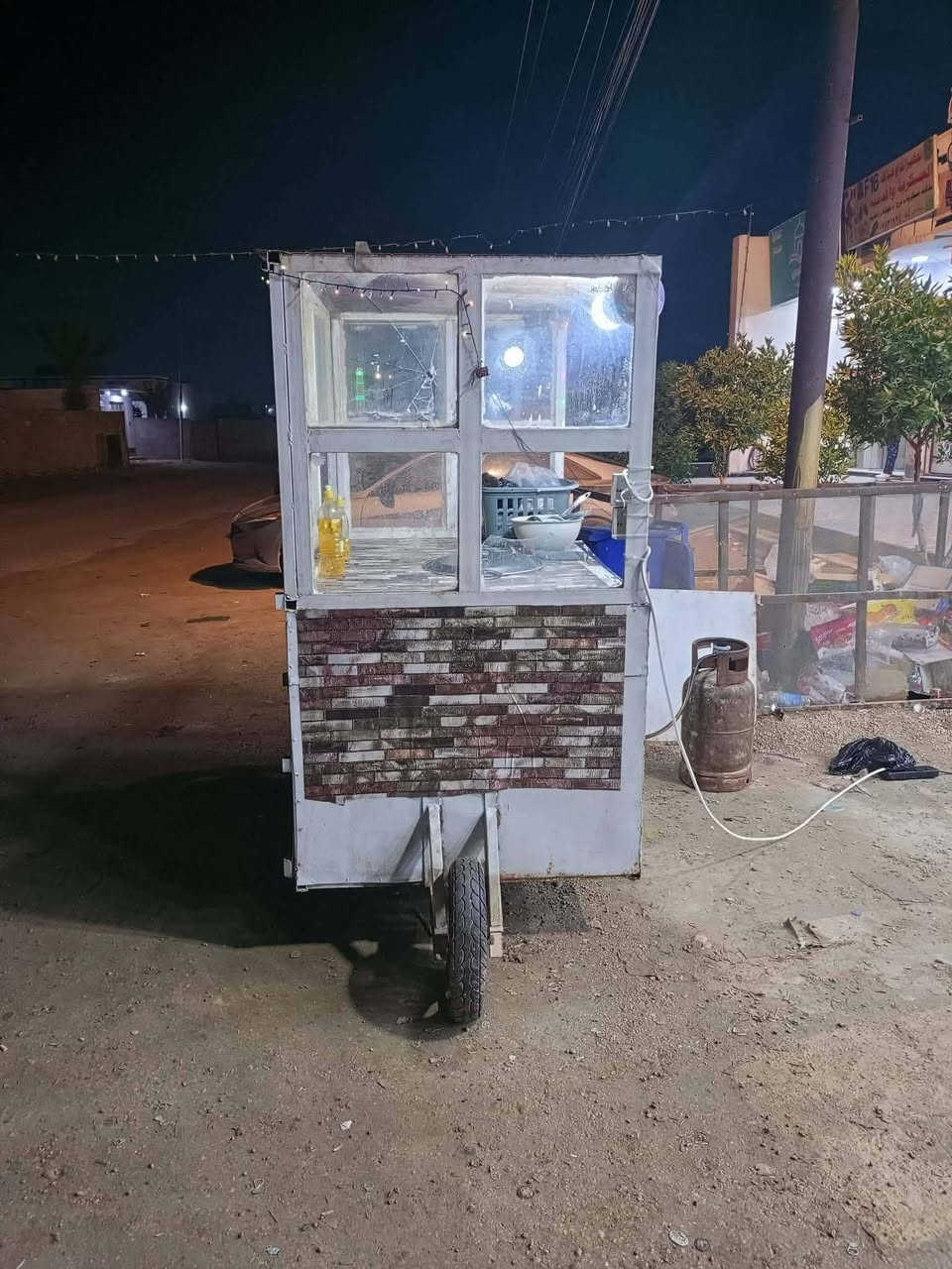 عربانه لبلبي 
نضيفه وياها مملحه البطاله ليمون وياها الكاسات فقط
 سعر 200 بها مجال
مكان زنكورة


**إذا كنت صاحب هذا الإعلان وتريد حذفه لأي سبب، رجاءا أرسل رسالة إلى الدعم الفني**