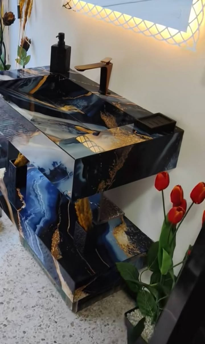 بسم الله الراحمن الرحيم 
سلام عليكم 
تفصيل مغاسل البورسلان حسب الطلب والقياس والحجم والنوع واللون والتصميم باداره ايادي مهندسين مهنيين 👷‍♂️   

🚚 خدمة التوصيل متوفرة لكل المحافظات 
📍نستقبلكم بكل وقت 🫡
 📱يمكنكم التواصل معنا من خلال: ***********

يتوفر لدينا  تجهيز كافه اعمال  مغاسل البورسلين 

عدة تصاميم و الوان 
متانة عالية 
و تصميم مودرن ✅
متوفر كافه  قياسات واحجام متنوعة وحسب الطلب
ظمان عمل ودقه 
وليس الوحدين لكن الافضل  
تجهيز كافه دوائر الدوله 🇮🇶
تجهيز كافه العمارات السكنيه 🦺
تجهيز كافه المحلات الانشائيه🪓 معه خصم  للاصحاب المحلات الانشائيه وكذلك خصم للطب اكثر من قطعه

اسعار تنافسية 🔥

لتجهيز كافة اعمال البورسلين 
 
للتواصل واتساب : ***********
او مراسلة الصفحة 
نعمل  جميع المحافظات
