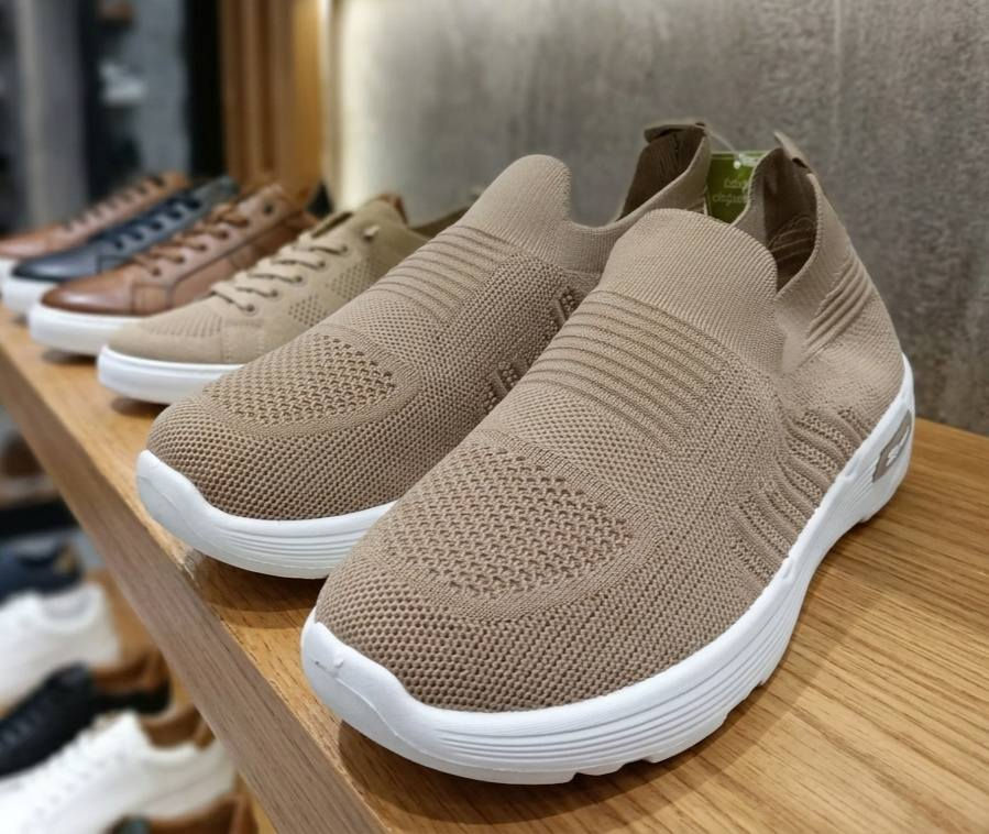 🔥سعر القطعة 8.000
🛑توصيل مجاني داخل الموصل 🚘

مرحبا متابعينا الكرام
لمحبين الاناقة لمحبين التميز 
وفرنالكم اليوم قطعة مميزة جدآ وكوالتي عالي
سكجر طبي مريح جدا 
والسعررررر بلاش بلاش
القياسات 41-45

لطلب راسل الصفحة
او الاتصال ***********

يوجد توصيل لكافة محافظات العراق
