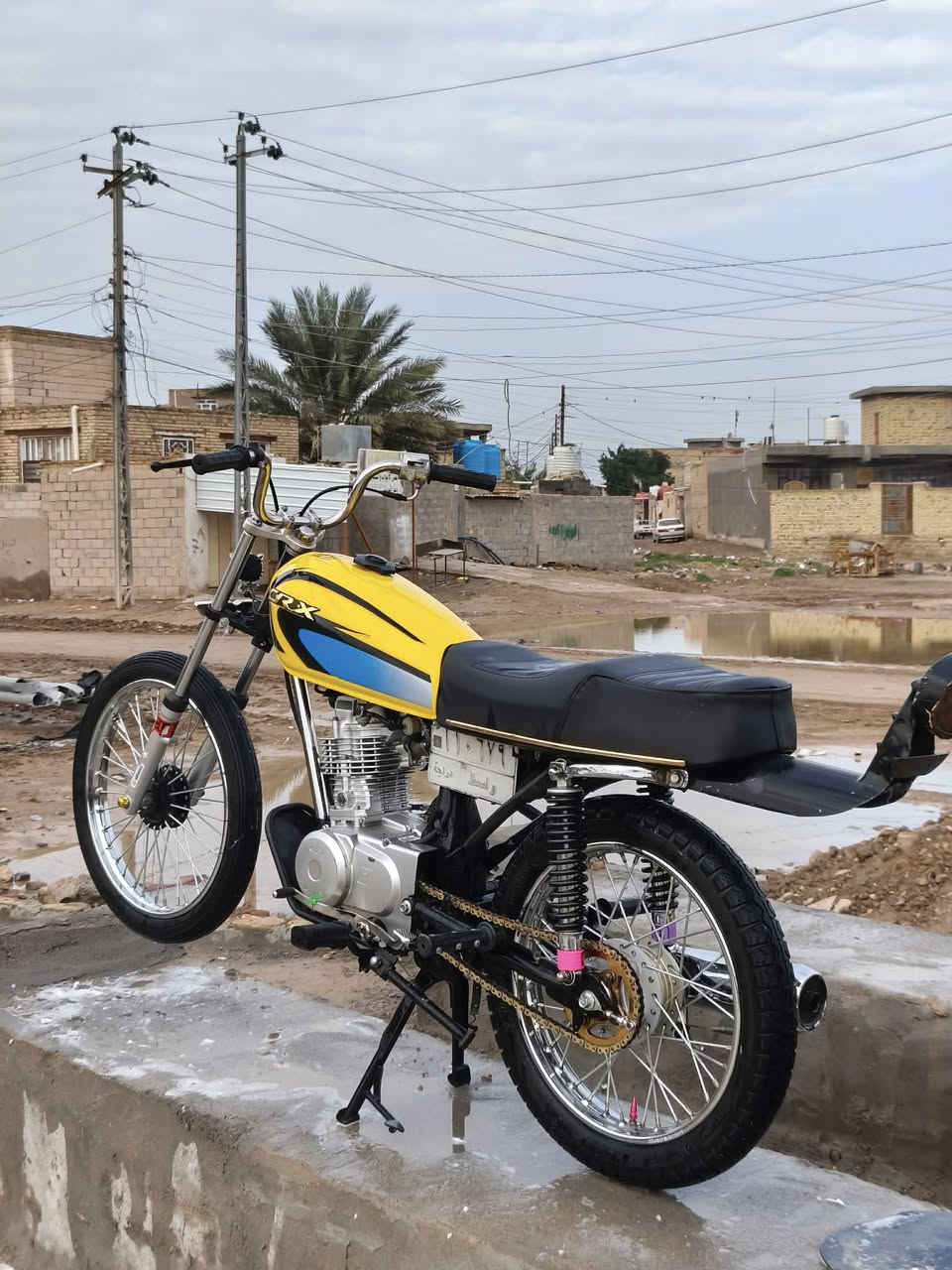 سلام عليكم دراجه رقم جهززه ع خر حبايه للبيع خاص موجود وهاذ رقمي *********** وتساب متواجد هم
