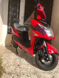 ٦ بطاريات • مدى ٥٠+كم • سرعة ٧٠ كم/س