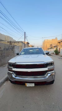 سلفرادو 2017 السياره جاهزه من كلشي  8V 5300  فور ويل  باب طويل بدي قصي...