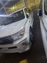 لاندكروزر ٢٠١٤ • ٨ سلندر • قسط