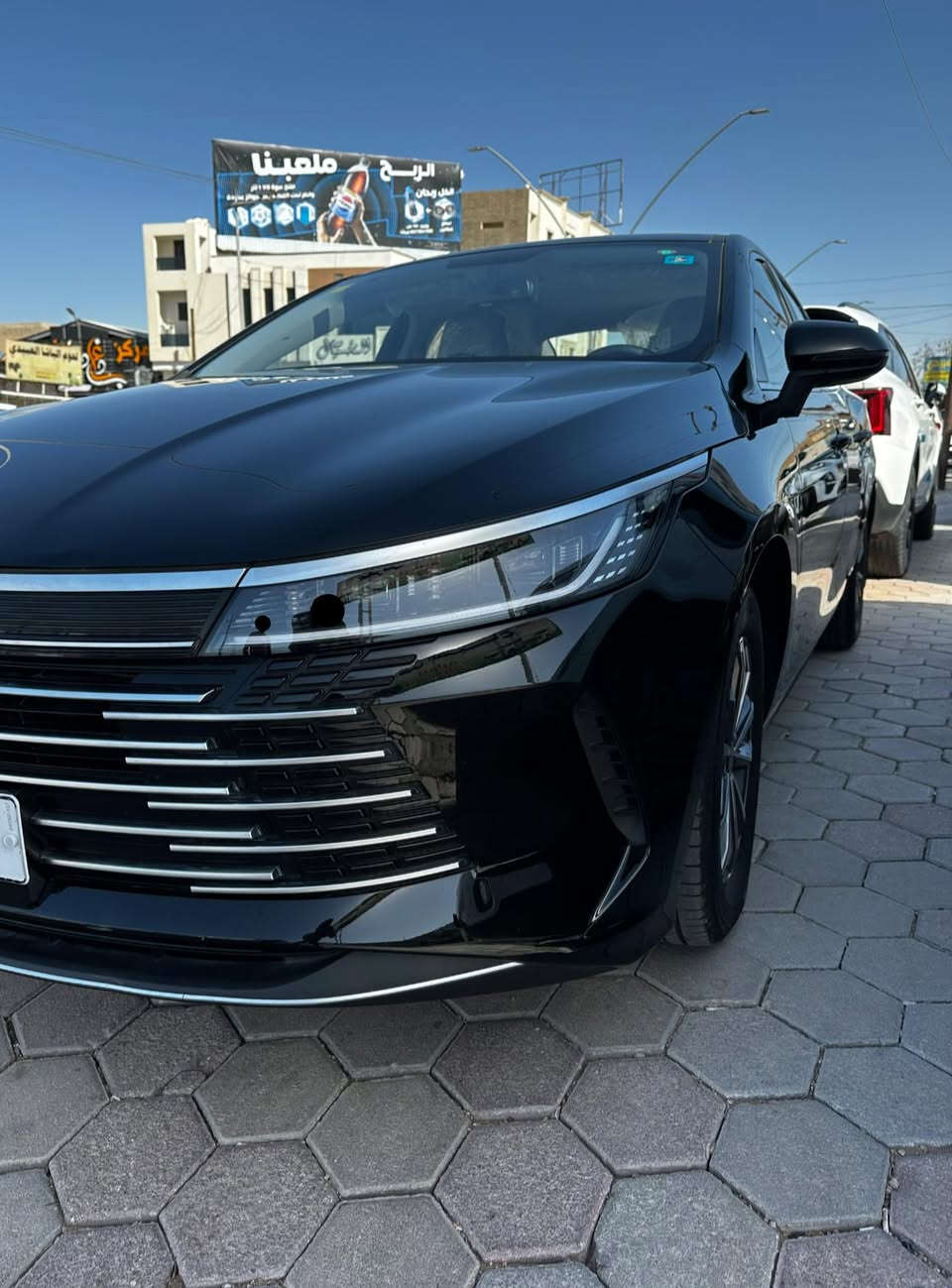 بي وادي دسترويل رقم
رقم بغداد 
موديل 25 
ماشيه 3 الاف 
كفاله 
••••
السعر 21,500 بيه مجال 
***********
