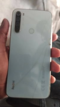 ريدمي نوت 8مكفول ما عده هاذ الفطر بي مراوس بهونر شعدك اتصل 07804147206