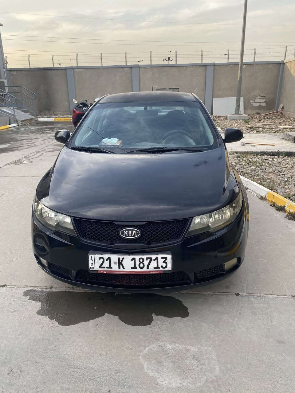 سلام عليكم سيراتو مديل 11 خليجي باسمي مكانهه بغداد الحرية سيارة مال جناي وانتة شوف النضافة بعينك *********** 
السعر 93 ورقة مال بيع
