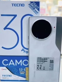 تكنو كامون 30 برو 5g الغني عن التعريف ✅ مستخدم شي قليل  اللون اسود ✅ ب...