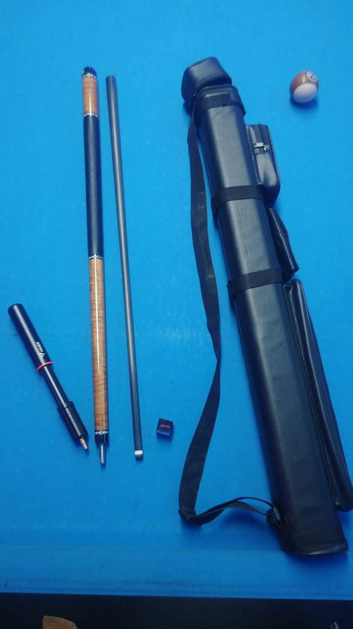 كيوب يڤن جيل عاشر M10 جديد مستعمل تجربة فقط 💪🏾
وزن  19oz ⚖

تب 12.5m 🟤

بات خشب قيقب صاج 🪵

قبضة جلد محبب ✅

يدعم اكستنشن 🔗

سن قفل مز 🎱

الملحقات-

جنطة 2×2  جلد جيبين 

چوك رصاصي زيتي اصلي جديد 

اكستنشن يڤن اصلي يتطول ويتقصر

توصيل متوفر لكل العراق 🚗


**إذا كنت صاحب هذا الإعلان وتريد حذفه لأي سبب، رجاءا أرسل رسالة إلى الدعم الفني**