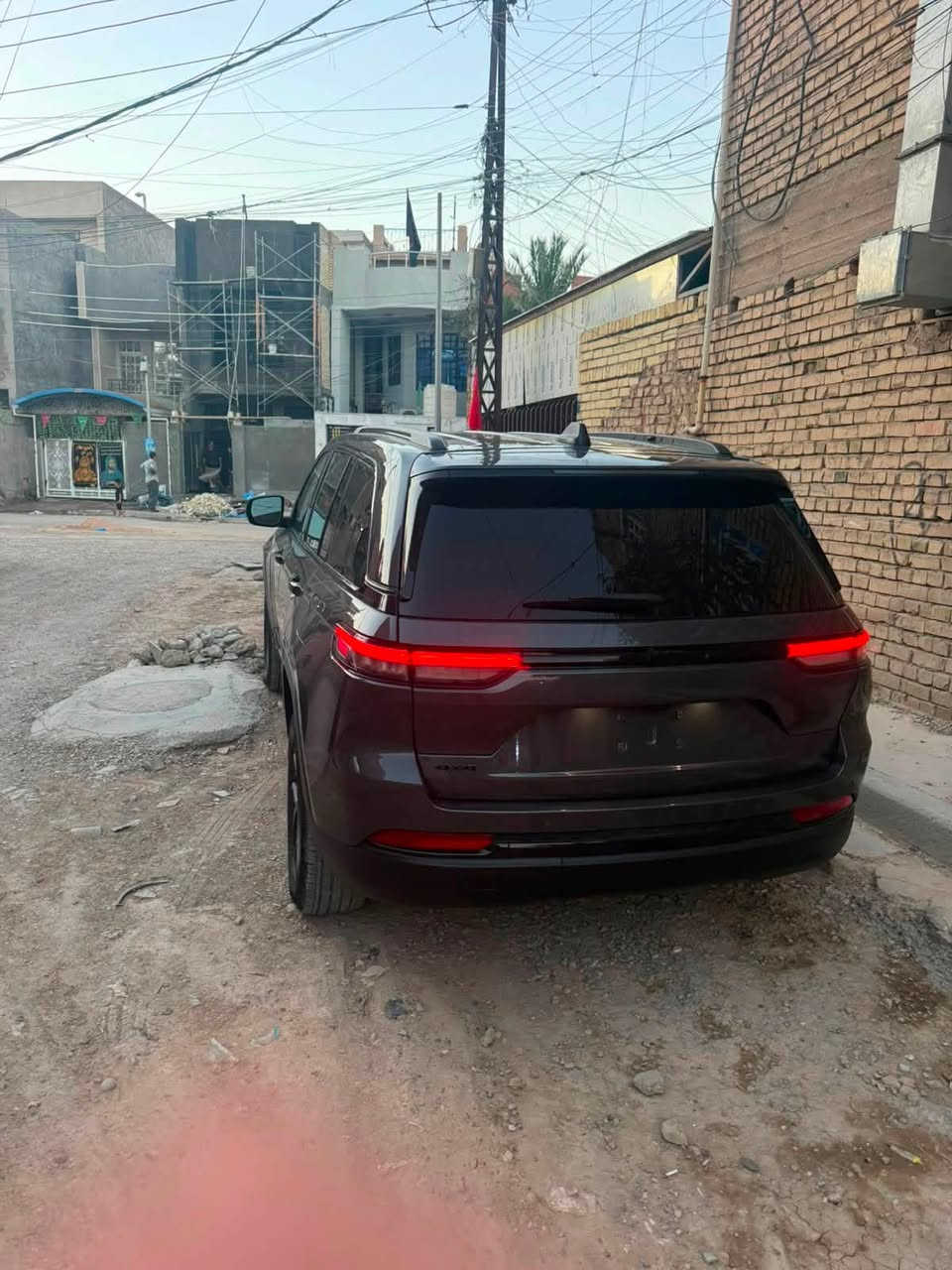 جيب لاريدو بلاك توب  :2025

المحرك : V6 

العداد :21الف

 المواصفات :

*اشاير بالمري 

*بلاك توب  

* رادار امامي وجانبي وخلفي مع مانع تصادم 

* تحذير الخروج عن المسار 

* تحذير النقطة عمياء 

* شاحن موبايل

* ويل قياس 20 انج  

* شفتات بالستيرن 

* كاميرة خلفية مع حساسات 

* المصابيح الخلفية والأمامية زنون  

* دخول ذكي

* تشغيل عن بعد 

* الصندوق الخلفي كهربائي 

*مقاعد السيارة جلد وكنتارة 

* مقعد السائق كهربائي 

* المقاعد الأمامية  والخلفي  والسترين تدفئة 

* حساسات خلفية 

* 5 راكب

* تبريد خلفي  

* مانع تصادم خلفي 

* بلوتوث تلفون 

فتحه سقف

* محدد سرعة 

رقم شهداء 

رقم بغداد 

مكان السياره بغداد الشعب 

حادث جاملغ وبنيد وربع شاصي الايمن

رقمي ***********

السعر 263
