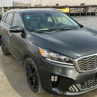 كيا سورنتو للبيع بداعي السفر  موديل 2020  مواصفات ex معروفة  مكينة 6 س...