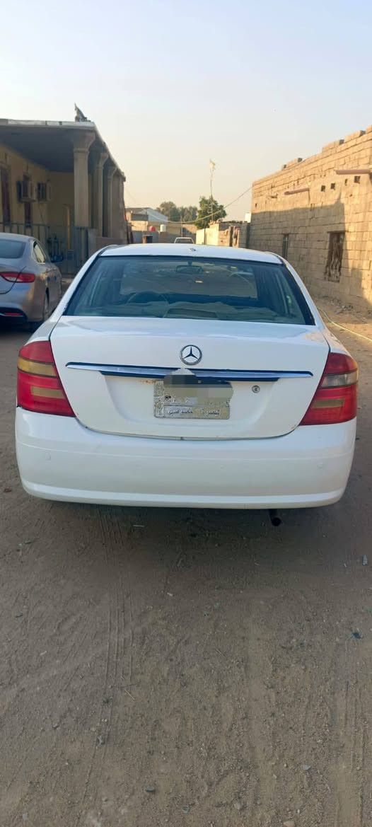 سلام عليكم جيلي موبل مديل 13مكينه كير حداديه برانكيت كهربائيات قرفه جديده سيارة جاهزة رقمه بصره راعيها بالزبير السنويه 30متعهد براعي وقرامات سيارة جاهزة السعر 36وبيها مجال بصيط كلش مكاني بالبصره بالزبير خلف المعارض(***********)
