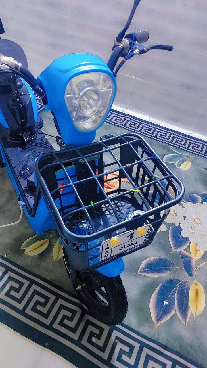 دراجه للبيع السعر 200 العنوان اليوسفيه رقم الهاتف ***********
