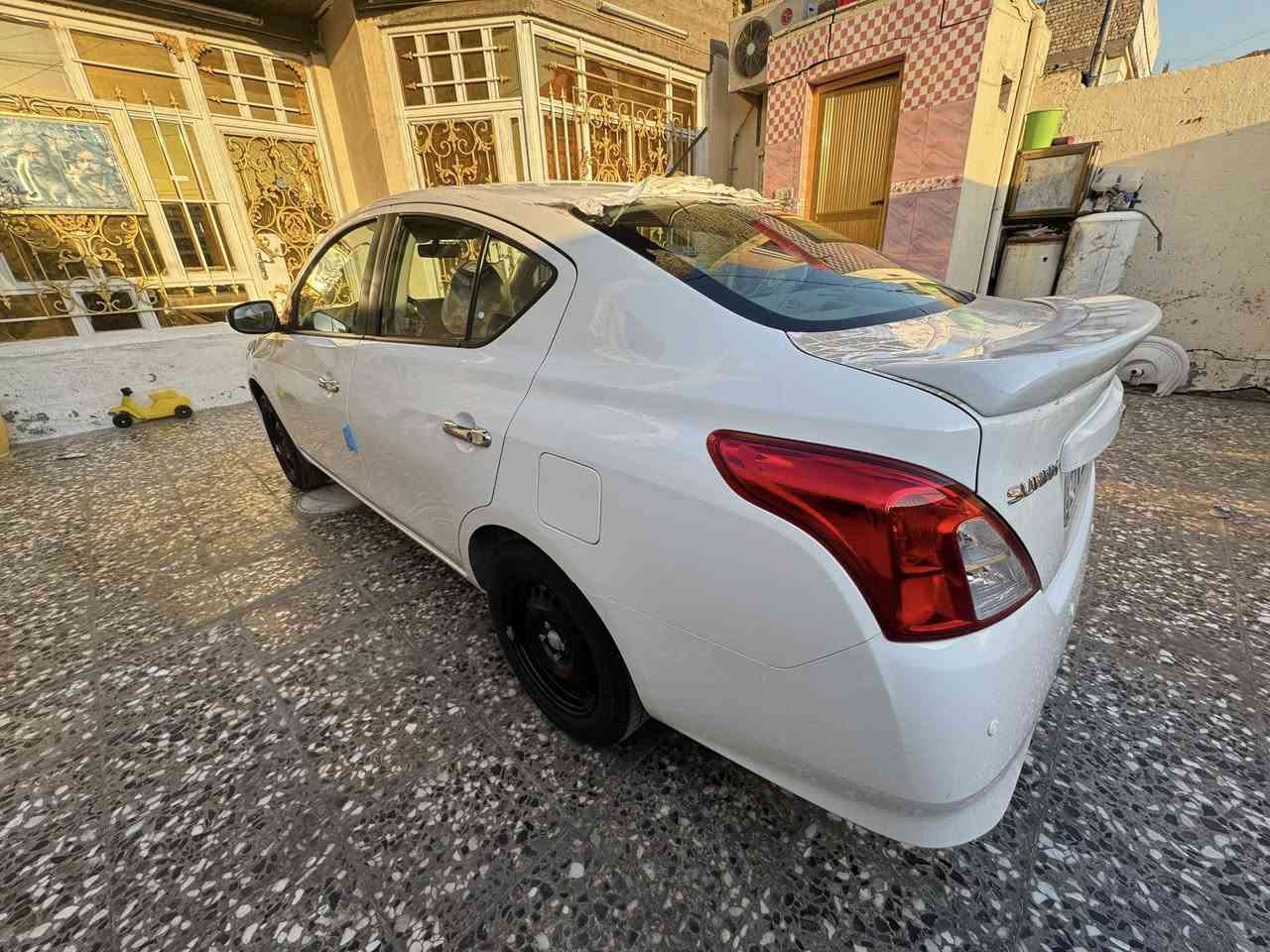 سلام عليكم 
سني موديل 2025
سياره زيرو ماشيه 2000
كفاله عامه من كلشي لا خدش لا رصه 
لا بارد لا صبغ 
اربيل باسم شركه تريد تحويل وكاله بكيفك 
مكان السياره بغداد 
السعر 129 
***********
