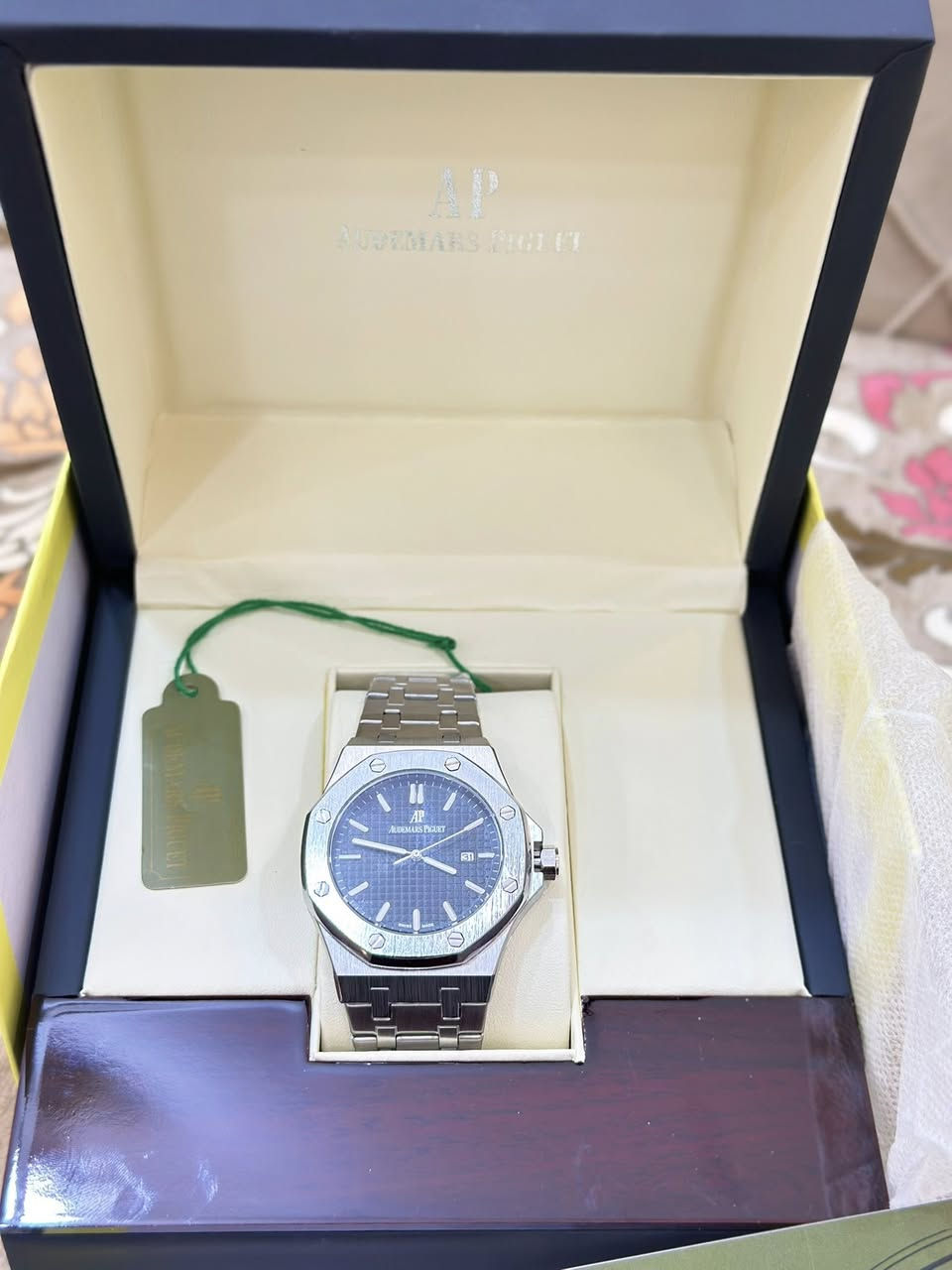 السلام عليكم
ساعة AP كوارتز سوبر ماستر مال امزون مكرتن القطعة تحفة فنية وثكيلة التتفاصيل موضحة بالصور السير ستانلس ستيل مختوم السعر 75 الف قفل متوفر توصيل كافة المحافظات


**إذا كنت صاحب هذا الإعلان وتريد حذفه لأي سبب، رجاءا أرسل رسالة إلى الدعم الفني**