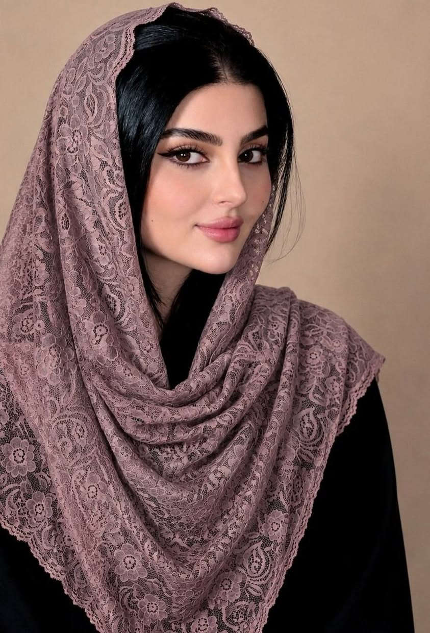 ✨ وصل شال الذكاء الاصطناعي الترند ✨
🧵 خيط بريسم وقماش تول فاخر
💎 نعومة ولمعة راقية جدآ 
🌈 ألوان مميزة تتناسب مع كل الإطلالات😍
قياس الشال / الطول مترين والعرض 70 سم ✔️
#الاصلي الكويتي البريسم 💯 

السعر ١٢  الف 
🚘 توصيل لجميع محافظات العراق ٥ الاف 🚘
#ازياء #موضة #ستايل #أناقة #تسوق #جديد #ألوان


**إذا كنت صاحب هذا الإعلان وتريد حذفه لأي سبب، رجاءا أرسل رسالة إلى الدعم الفني**