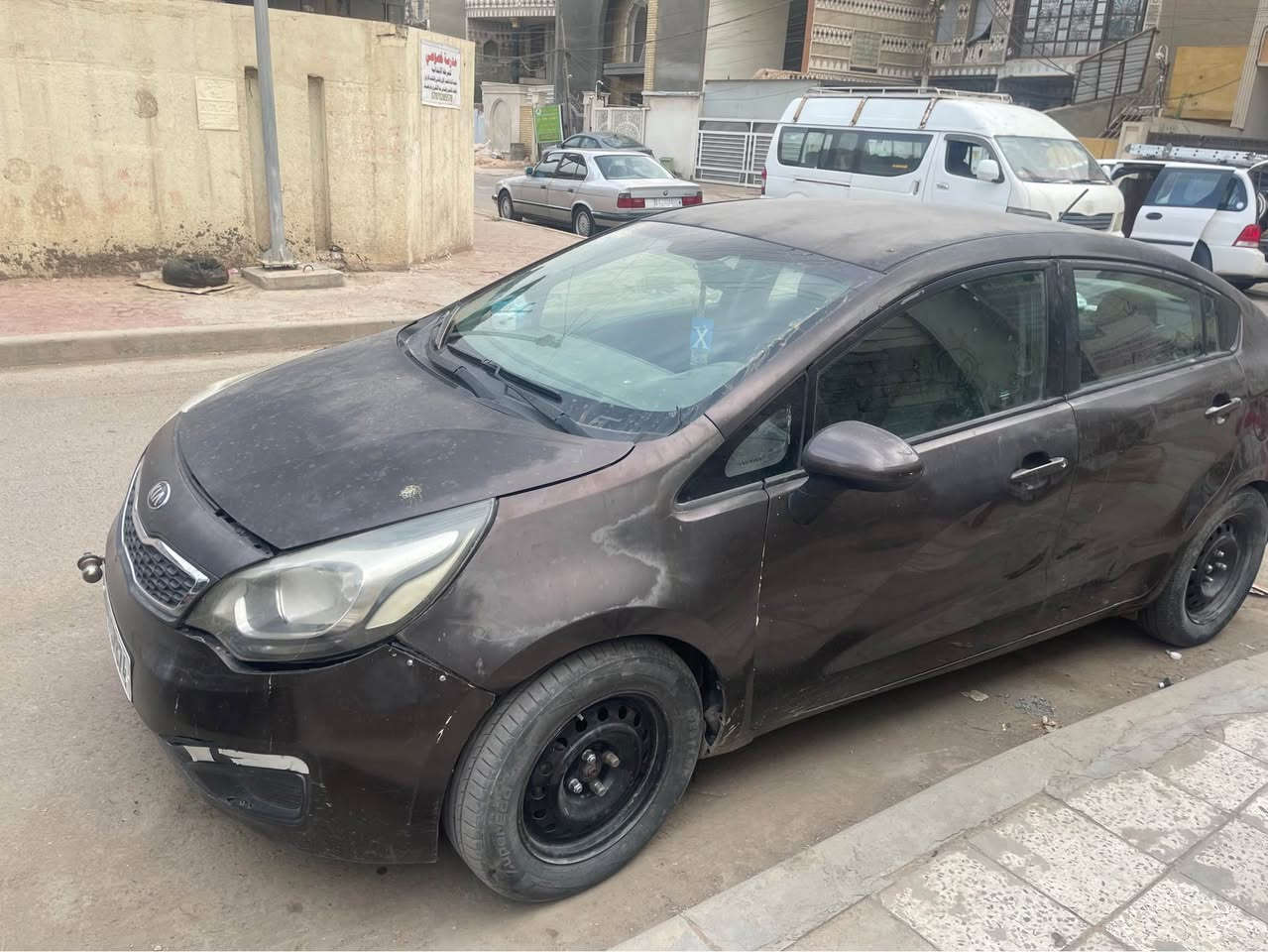 سلام عليكم 
كيا ريو 
موديل 2014
ماشيه 90 مل
الاتصال *********** واتساب فقط او فيس بغداد, العراق
