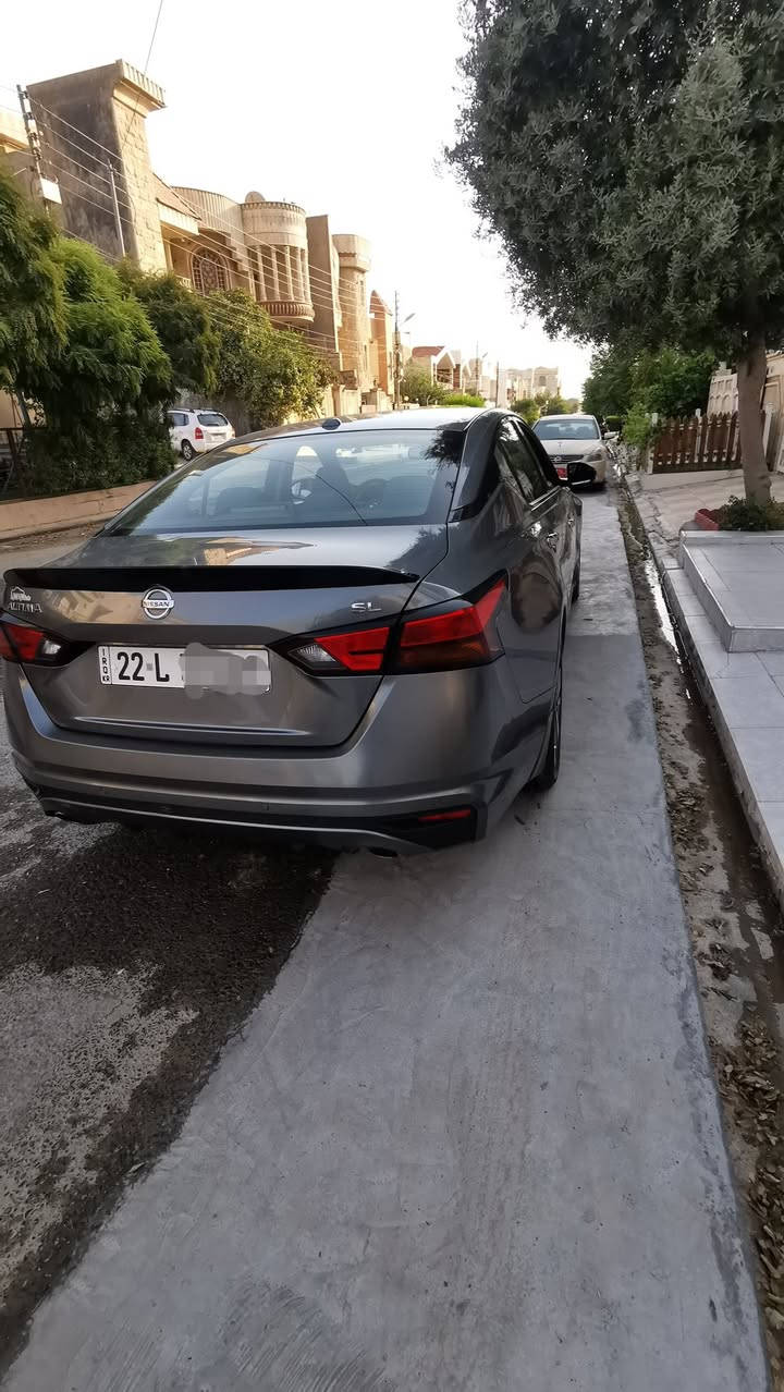 نيسان التيما وارد امريكي موديل 2019 SL سلايد فول مواصفات سكان هيتر كشنات هيتر وباقي المواصفات كلين فقط قبغ صندوق مبدل بلادي البجم كبس ايرباك وضع الشركة رقم وسنويه تجديد لغايه 2030 مكان السيارة اربيل للتواصل ع الرقم ***********
