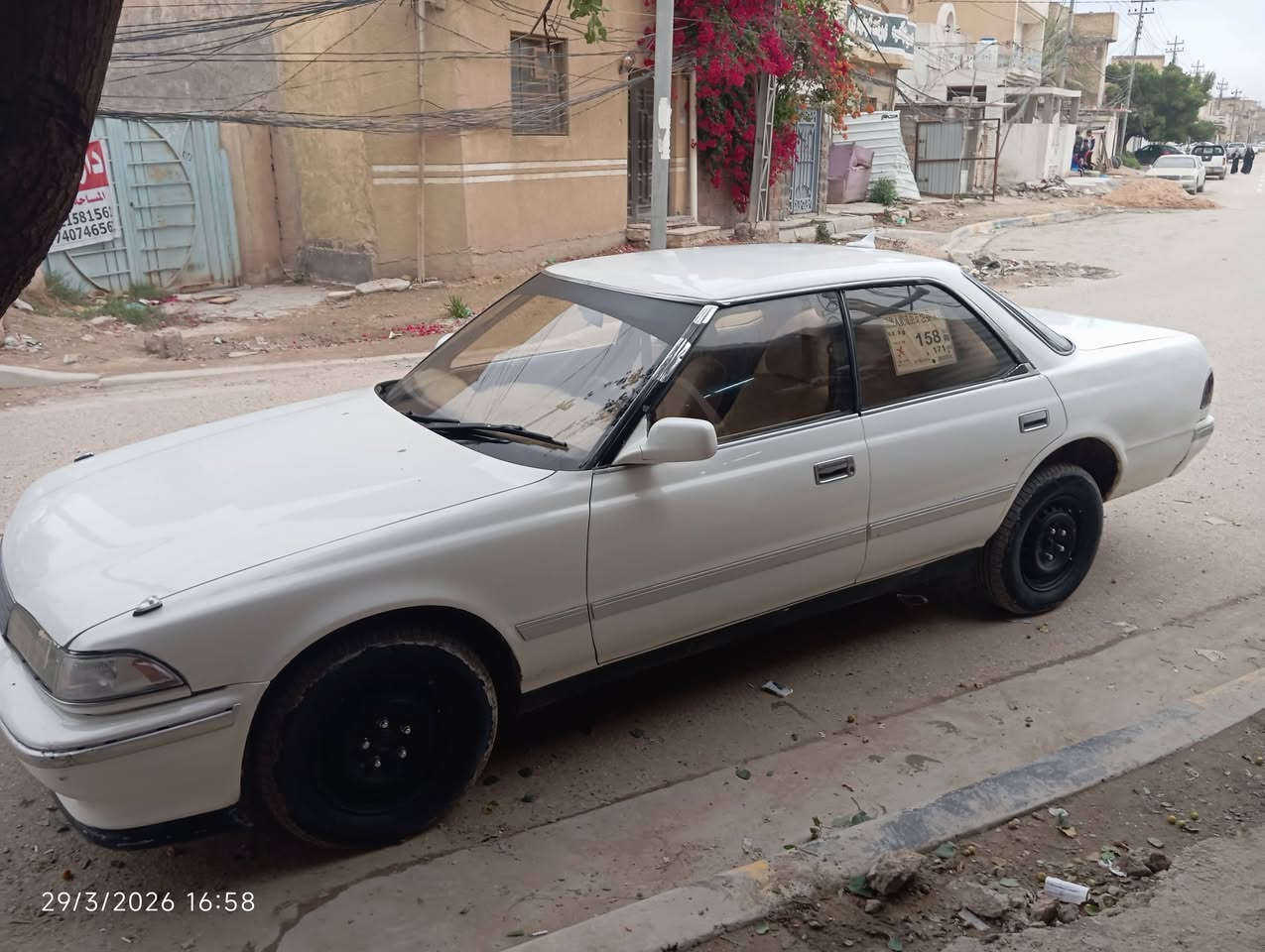 السلام عليكم ورحمه الله وبركاته 
مارك فلات شرط مداور لسيارة خير من الله نضيفة 
للبيع بسعر 43$ وبيهة مجال بصيط مكانه في كربلاء 
***********
