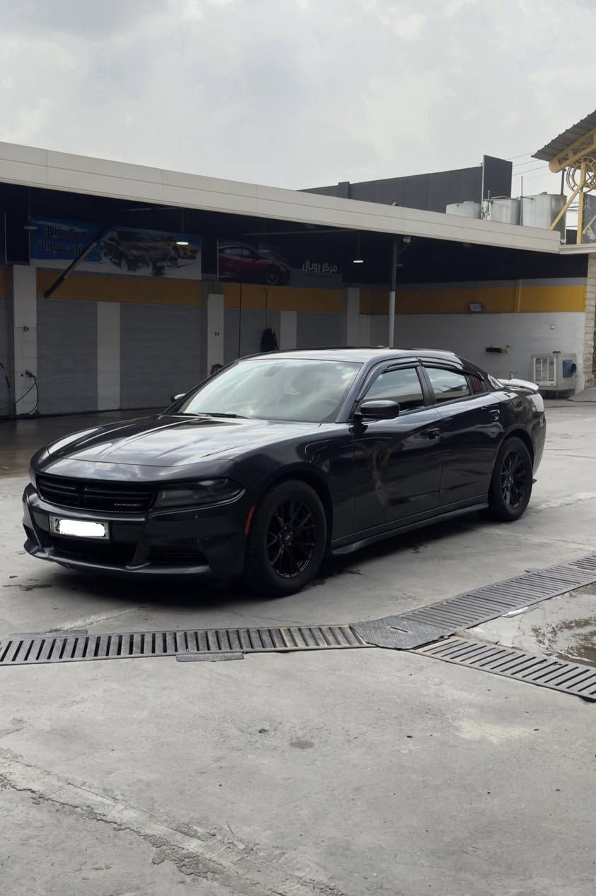 SXT Plus 2019 
كلين
تشغيل عن بعد 
فتحة سقف   
تثبيت سرعة 
كار بلي 
شاشة كبيرة 
تايرات حجم 20 برجستون ياباني 300 كيلو بالساعة 
ويل 18 
ماشية 149 الف كيلو 
لون نفطي على سواد
كشنات جلد هيتر تبريد 
سيارة جناي مامشتغلة تكسي
الضرر موجود بالصورة بسيطة جداً
السعر 245 بيها مجال بسيط 
مكان الموصل
للاستفسار خاص


**إذا كنت صاحب هذا الإعلان وتريد حذفه لأي سبب، رجاءا أرسل رسالة إلى الدعم الفني**