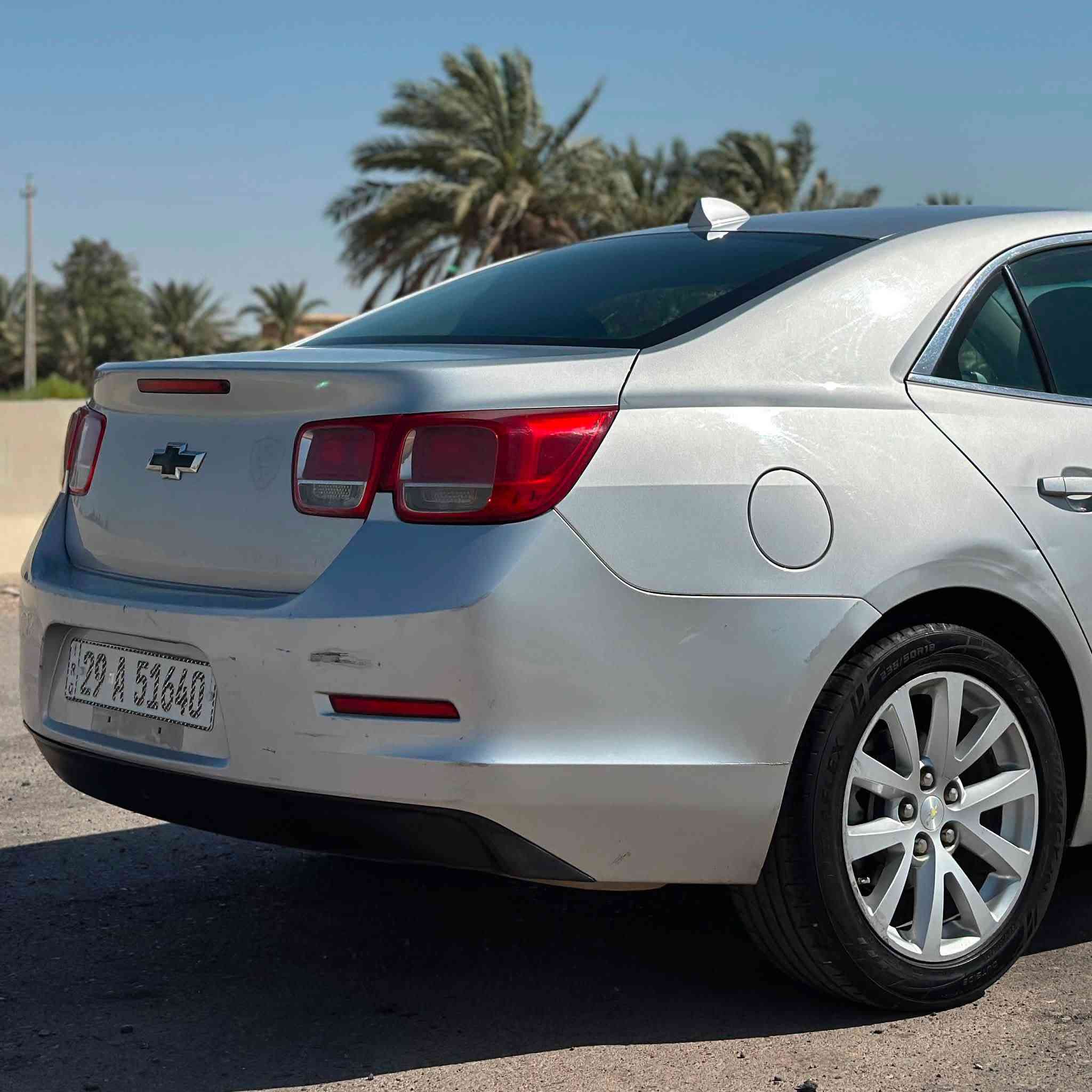 السلام عليكم
شيفرلويه ماليبو LT 2013 2.5L 
وارد امريكي قطعتين تبديل وصبغ بدون دواخل 
محرك جديد قبل شهرين شديتة 
هيدروليك كير جديد 
تخم تاير ويل 18 وباتري جديدات
تبريد ثلج تدفئة شغالة وكل البوابات شغالة 
المواصفات: 
شاشة لمس وقاصة 
سستم صوت بايونير وانارة محيطية زراعة غير البلادي
بجم LED ولايت اوتو 
تحكم مري كهرباء واشاير بالمري
مرايا وسطية اوتو دم 
كشنات جلد كهرباء وجامات اوتو 
تحكم ستيرن جهتين ومثبت سرعة
تبري  مناخين وشاشة اعطال
السعر 8700$ وبيها مجال للشراي
العنوان بغداد، الدورة
حمزة: ***********
"اخوان فدوة اروحلكم الشراي يتصل مو يعلق لو يراسل"
