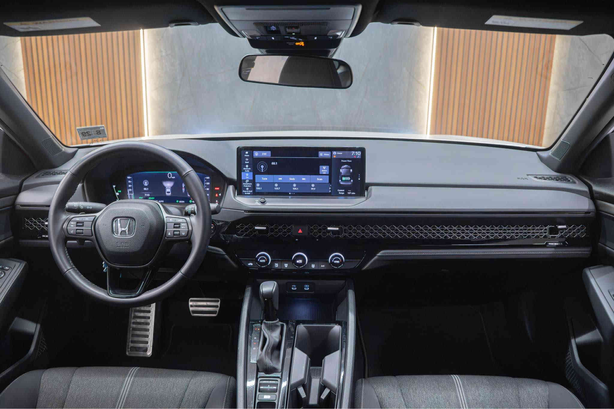 وصول الجديد هوندا اكورد سبورت 2024 نصف جاملغ خلفي صبغ ايرباك التكمه سستم ماشي 7 الف ميل محرك هايبرد وبانزين بدون رقم يترقم شمالي مكان دهوك السعر 22.500$ مجال 

***********
*********** سميل
