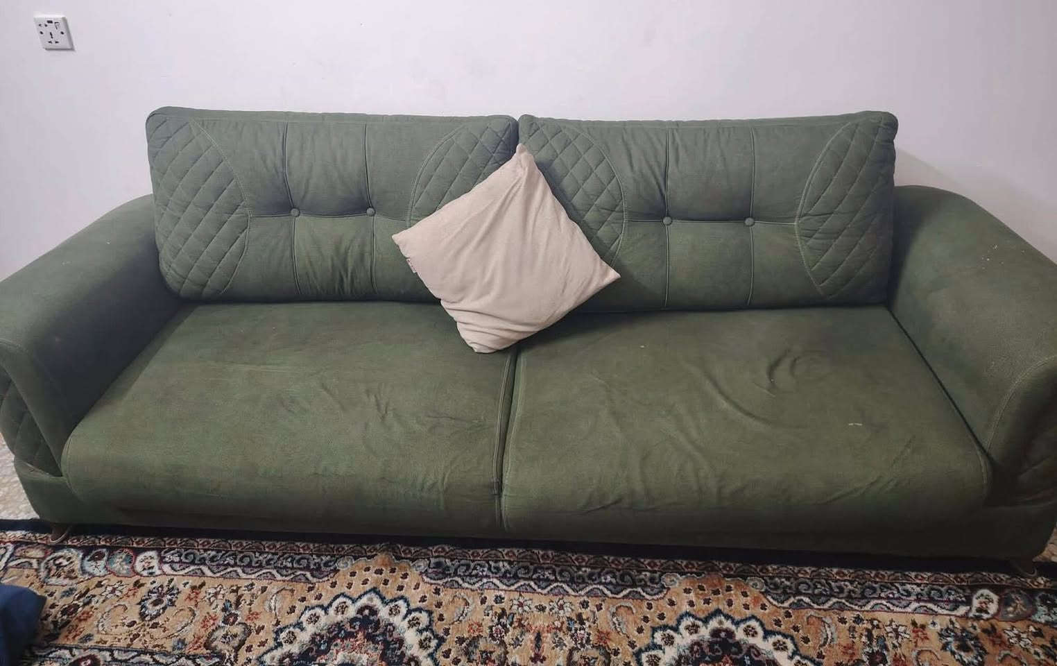 #بيع_مستعجل📌👇🏻
تخم تركي (٨) مقاعد يصير مخزن وسرير 💯
العنوان #بغداد_الاسكان📍للمزيد مراسلتي👍✅


**إذا كنت صاحب هذا الإعلان وتريد حذفه لأي سبب، رجاءا أرسل رسالة إلى الدعم الفني**